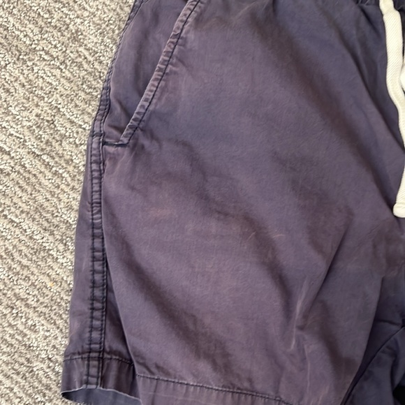 J crew men’s navy shorts! 🩳 - Picture 3 of 5